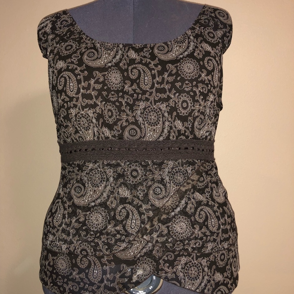 Tiered cap sleeve top